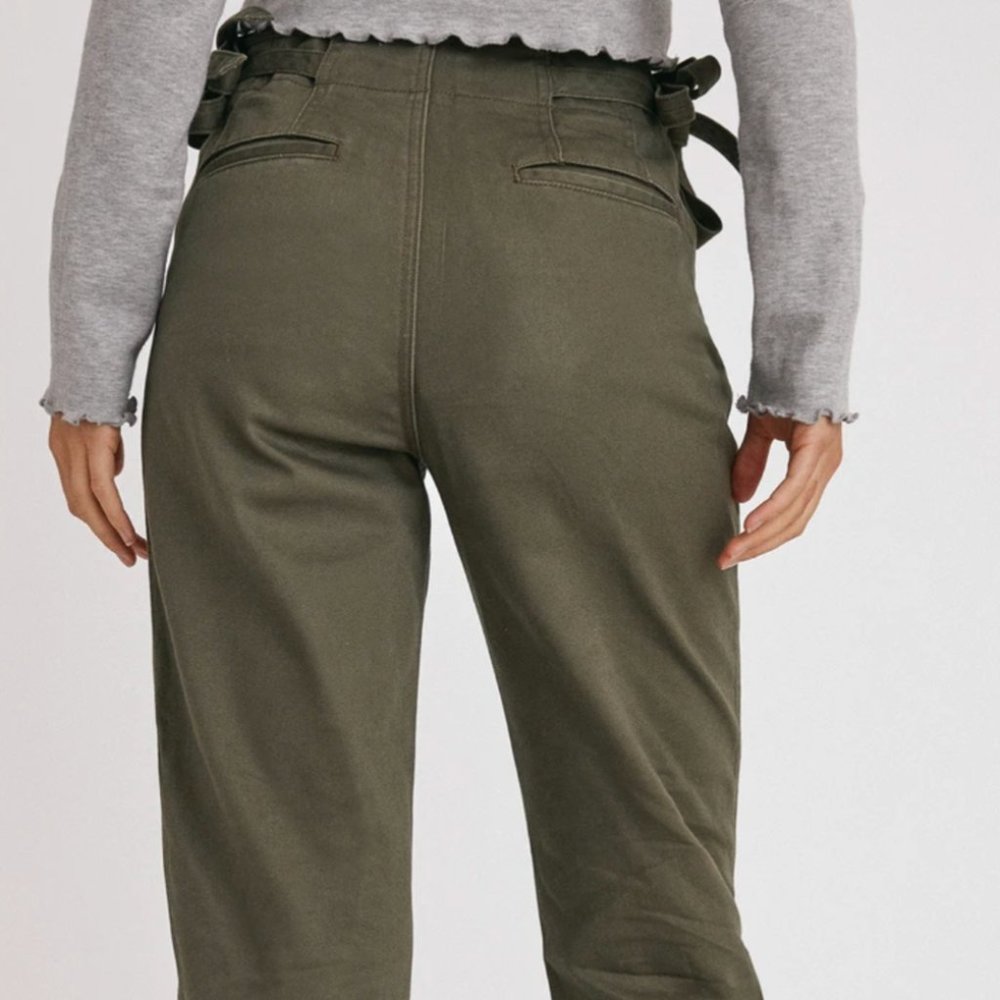 Something Navy Sydney Side Tie Pants Olive